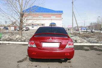2004 Mitsubishi Lancer Pictures