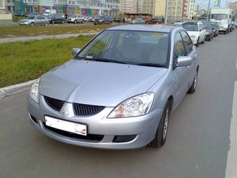 2004 Mitsubishi Lancer Pictures