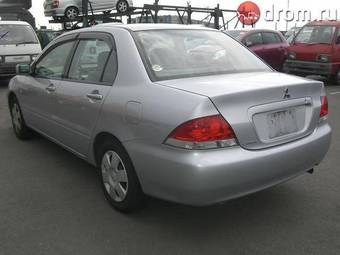 2004 Mitsubishi Lancer Pictures