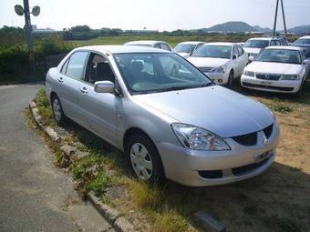 2004 Mitsubishi Lancer Photos