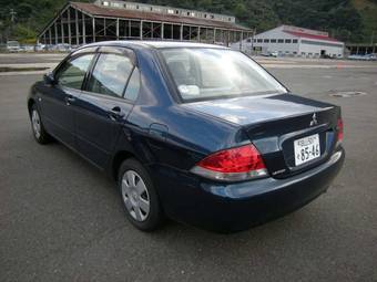 2004 Mitsubishi Lancer Pictures