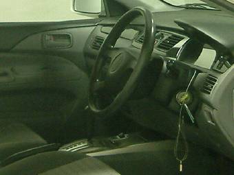 2004 Mitsubishi Lancer Photos