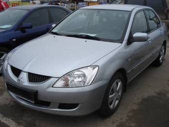 2004 Mitsubishi Lancer Pictures