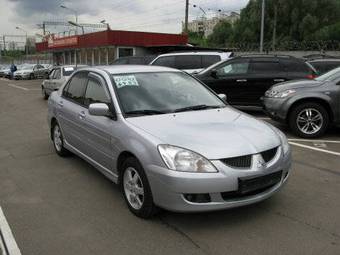 2004 Mitsubishi Lancer Images