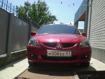 2004 Mitsubishi Lancer Photos