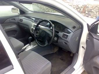 2004 Mitsubishi Lancer Pictures