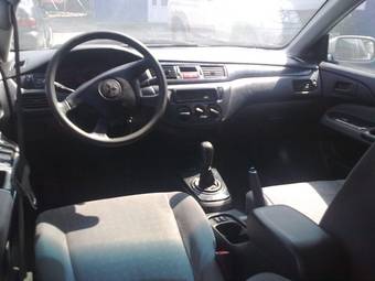 2004 Mitsubishi Lancer Photos