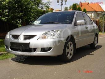 2004 Mitsubishi Lancer Pictures