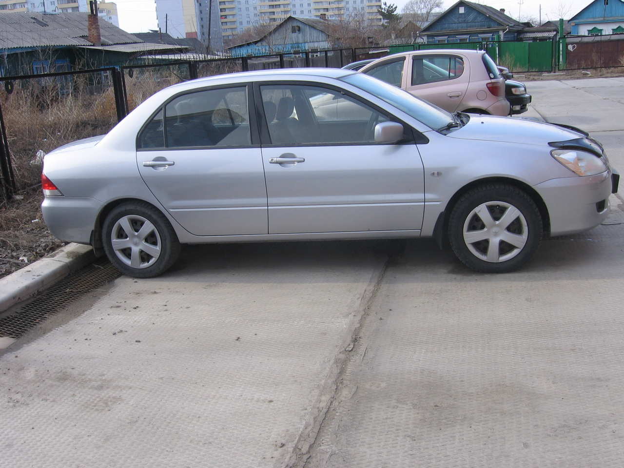 2004 Mitsubishi Lancer