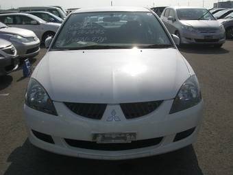 2004 Mitsubishi Lancer Photos