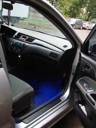 2004 Mitsubishi Lancer Pictures