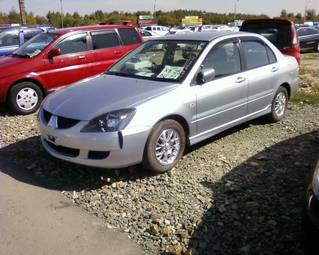 2004 Mitsubishi Lancer Pictures