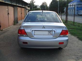 2004 Mitsubishi Lancer Photos