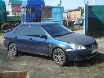 2004 Mitsubishi Lancer Pics