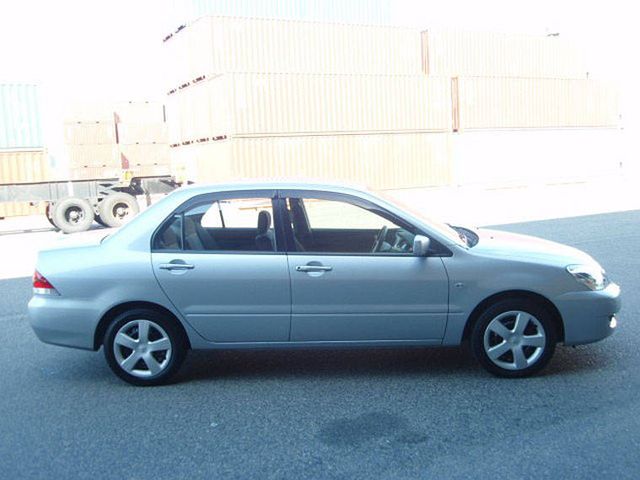 2005 Mitsubishi Lancer