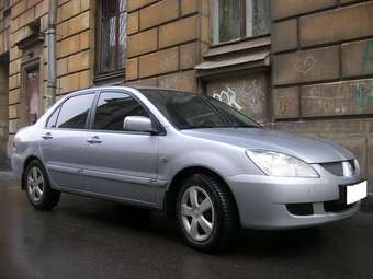 2005 Mitsubishi Lancer Images