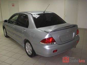 2005 Mitsubishi Lancer Pics