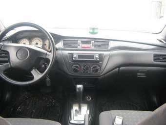 2005 Mitsubishi Lancer Photos