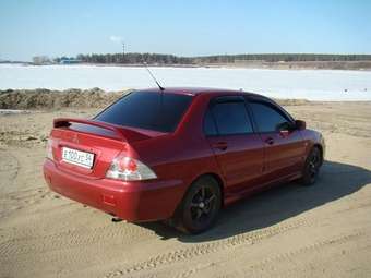 2005 Mitsubishi Lancer Pictures