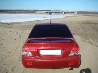 2005 Mitsubishi Lancer Pictures