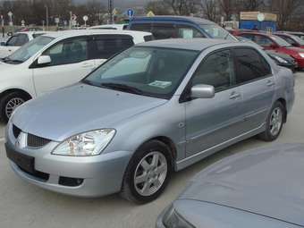 2005 Mitsubishi Lancer Pictures