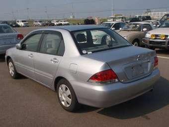 2005 Mitsubishi Lancer Pictures