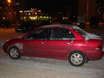 2005 Mitsubishi Lancer Photos