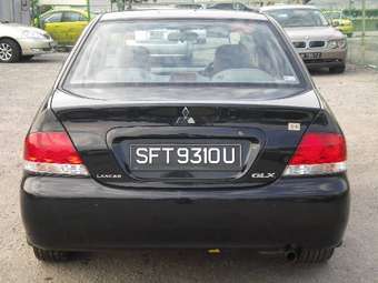 2005 Mitsubishi Lancer Photos