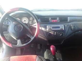 2005 Mitsubishi Lancer Pictures