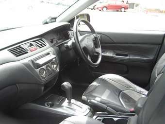 2005 Mitsubishi Lancer Photos