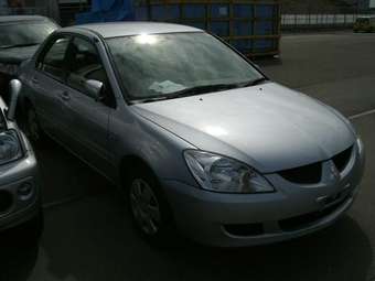 2005 Mitsubishi Lancer Pictures