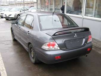 2005 Mitsubishi Lancer Images