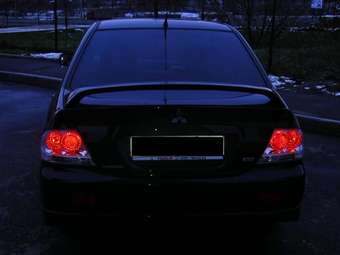 2005 Mitsubishi Lancer Photos