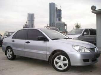 2005 Mitsubishi Lancer Pictures