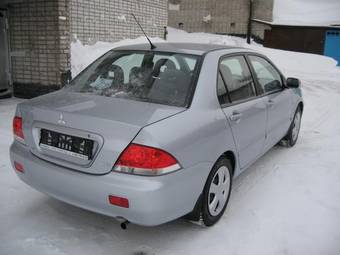 2005 Mitsubishi Lancer Images