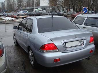 2005 Mitsubishi Lancer Pics