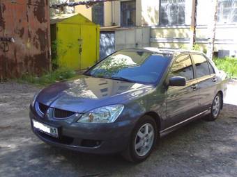 2005 Mitsubishi Lancer Pictures