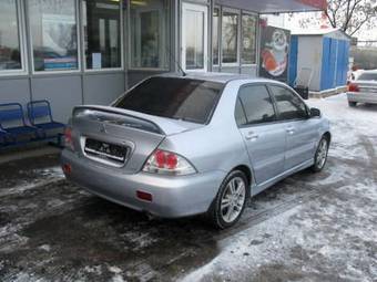 2005 Mitsubishi Lancer Pictures