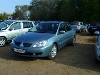 2005 Mitsubishi Lancer Images