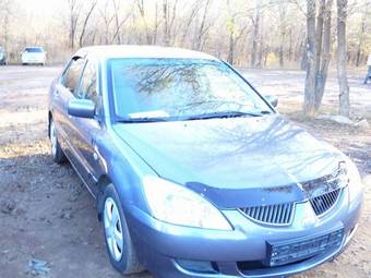 2005 Mitsubishi Lancer Pictures