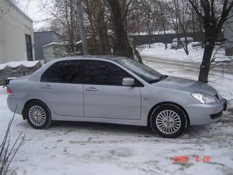 2005 Mitsubishi Lancer Images