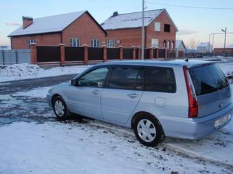 2005 Mitsubishi Lancer Photos