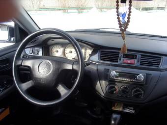 2005 Mitsubishi Lancer Pics