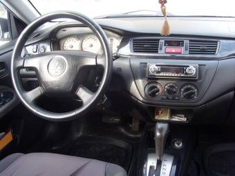 2005 Mitsubishi Lancer Pictures