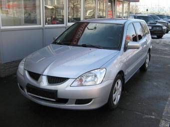 2005 Mitsubishi Lancer Pictures