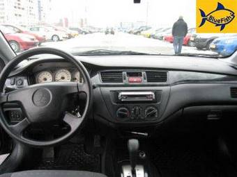 2005 Mitsubishi Lancer Pictures