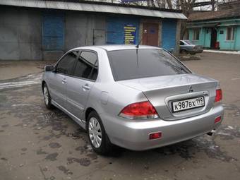 2005 Mitsubishi Lancer Photos