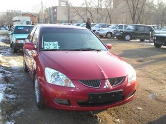 2005 Mitsubishi Lancer Pictures