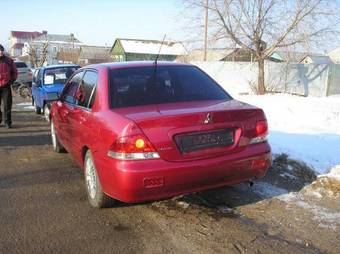 2005 Mitsubishi Lancer Pictures