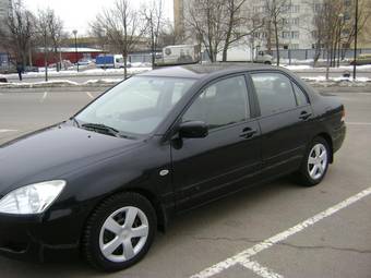 2005 Mitsubishi Lancer Pictures